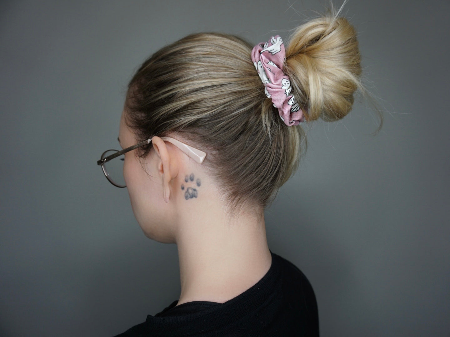 Pink Glowing Ghosts Scrunchie - Glow in the Dark