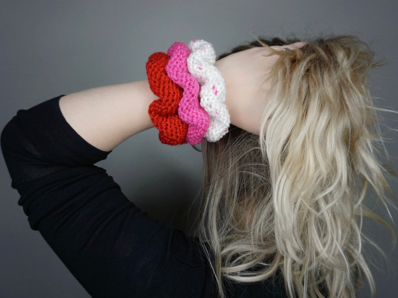 Knit Scrunchie in Red