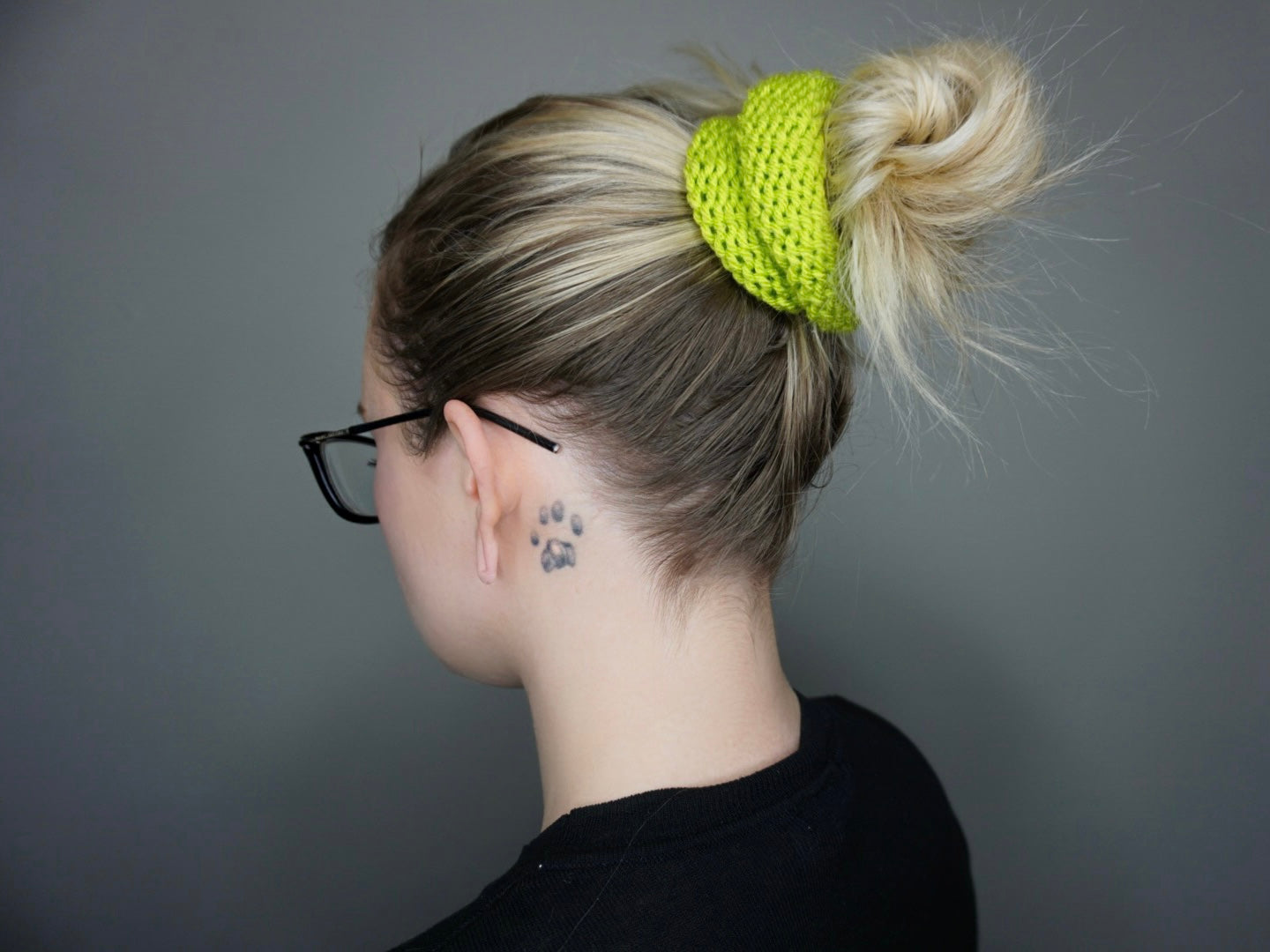 Knit Scrunchie in (S)Lime Green