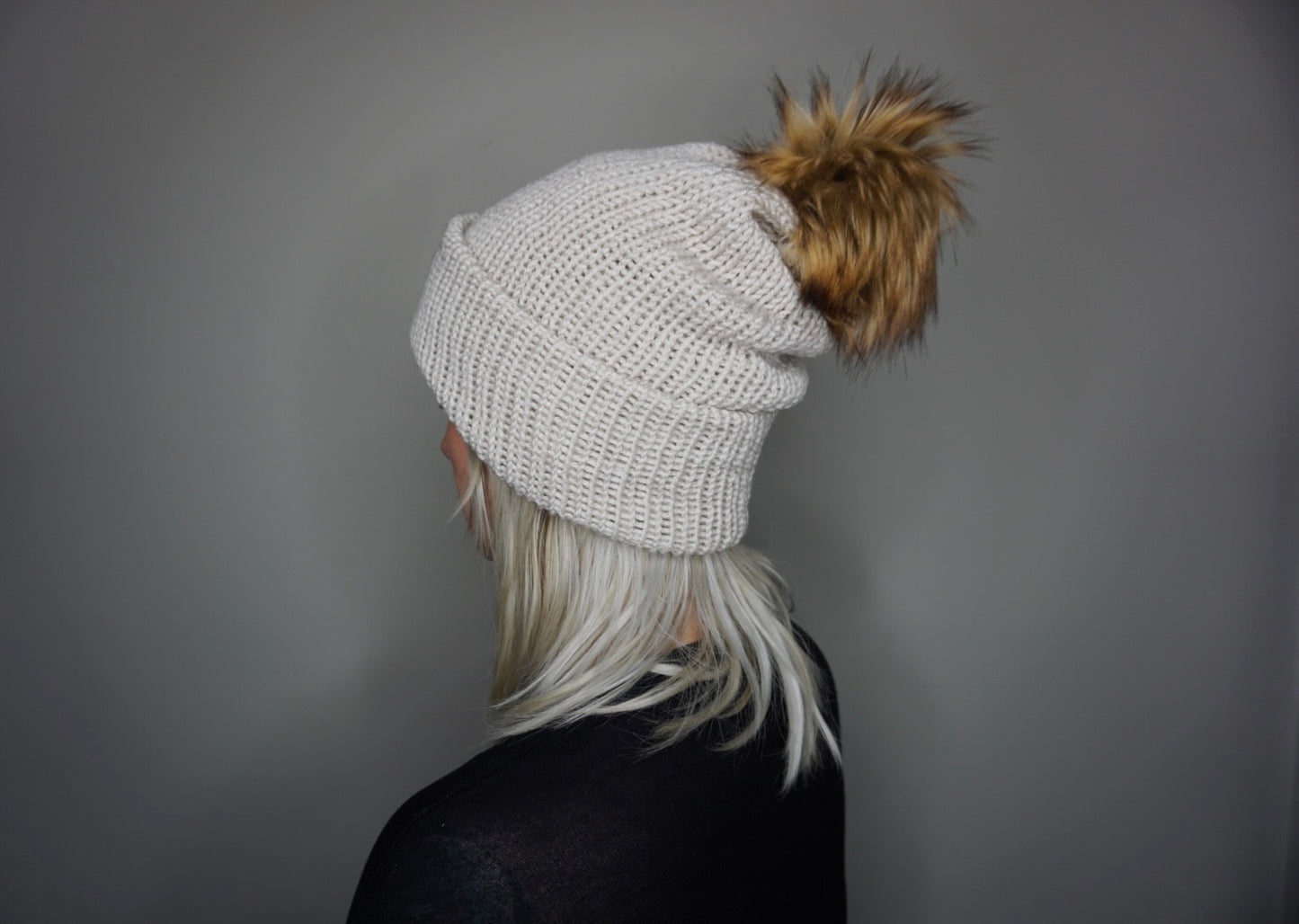 The Fox Beanie in Linen- Choose your pom